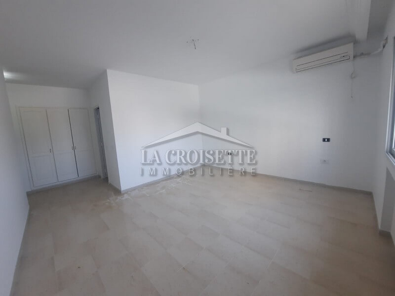 Duplex S+4 avec jardin à Ain Zaghouan Nord